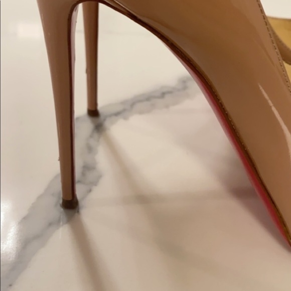 Louboutin shoes - Picture 4 of 7